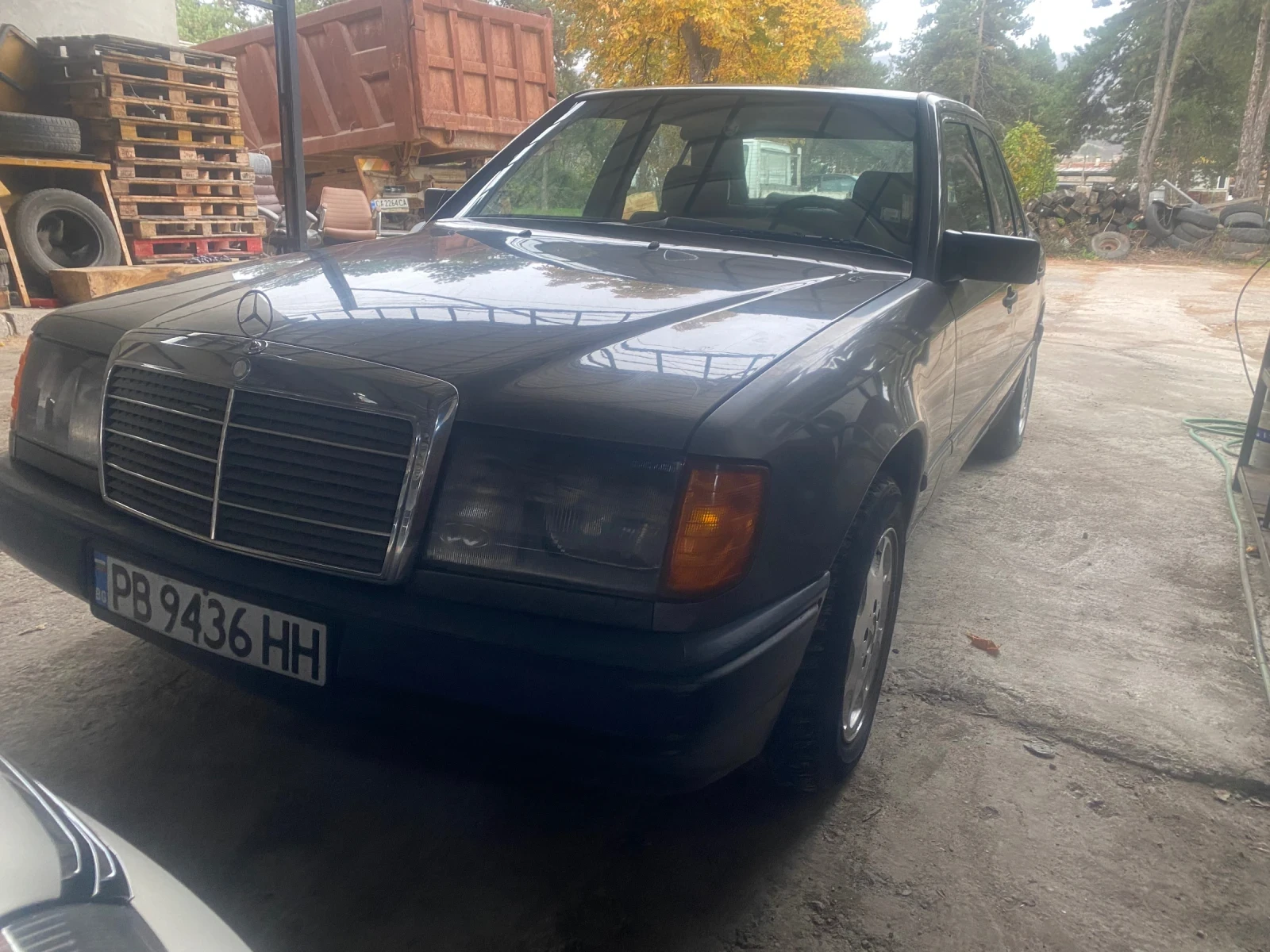 Mercedes-Benz E 300 3000 auto  - изображение 2