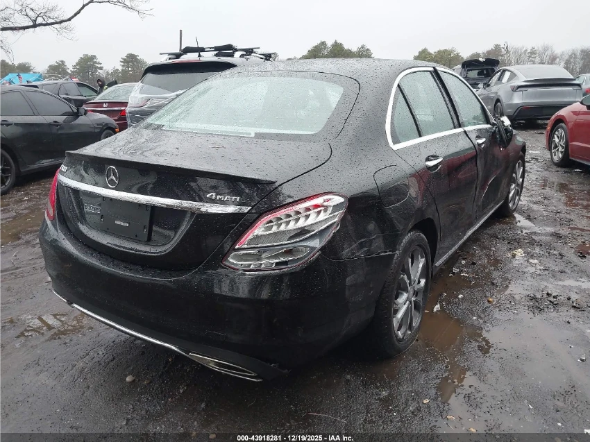 Mercedes-Benz C 300 4MATIC* ПОДГРЕВ* PANO* КАМЕРА - изображение 5