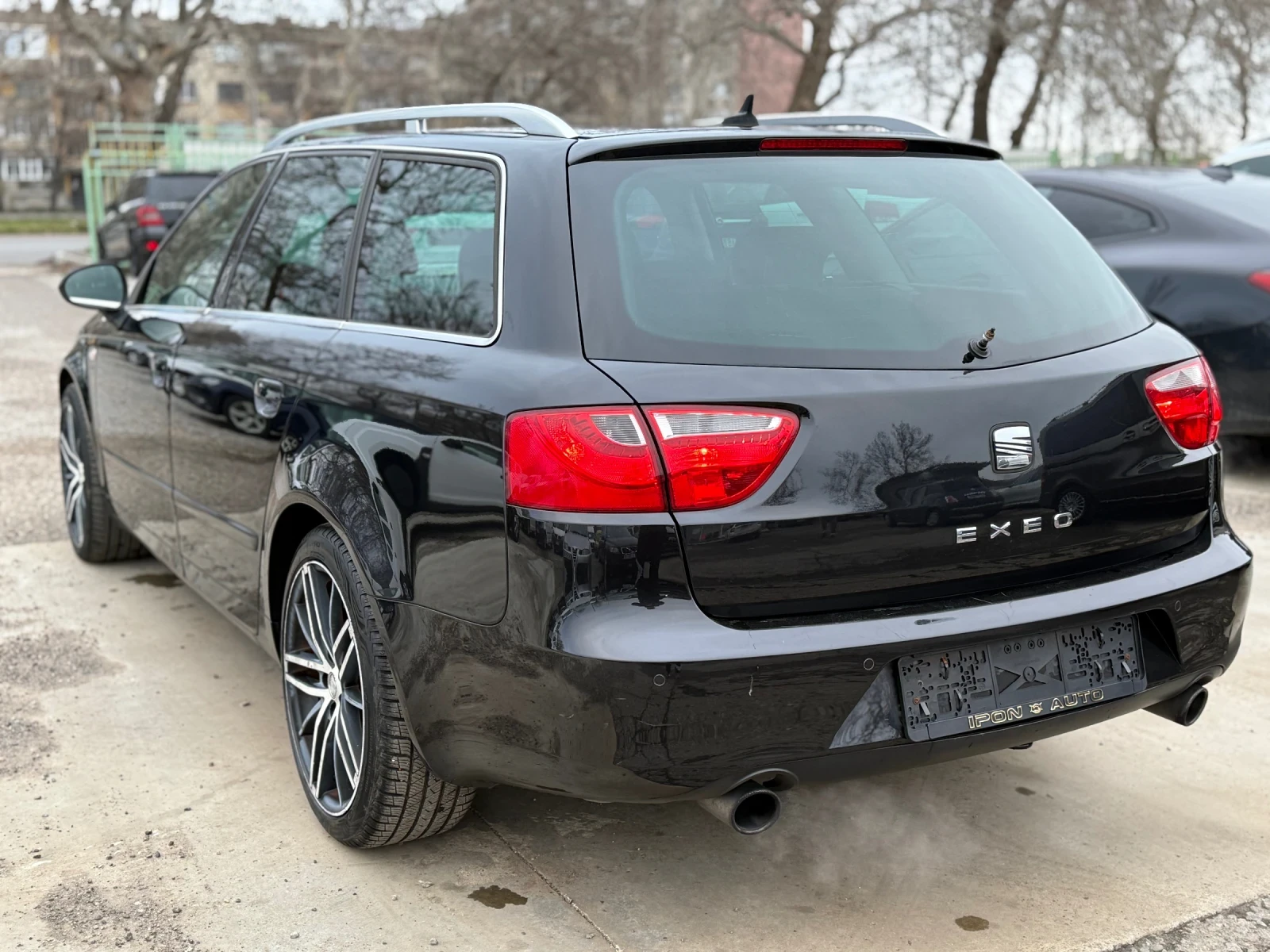 Seat Exeo ПълнаСерв.История* 2.0(211к.с.)АВТОПИЛОТ* ПАРКТРО - изображение 4