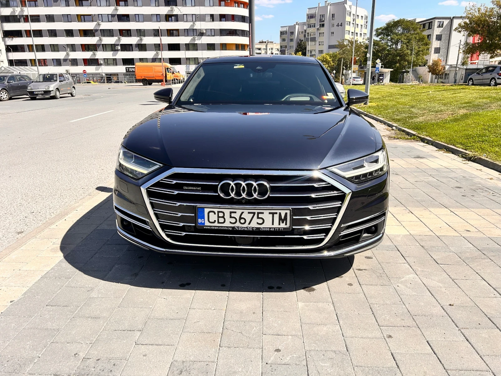 Audi A8 Long - изображение 7