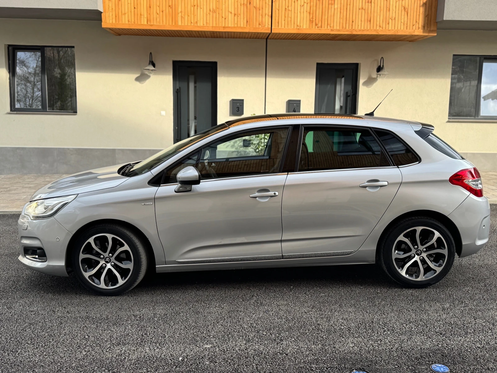 Citroen C4 1.6HDI* EXCLUSIVE/* FULL* EURO5, снимка 4 - Автомобили и джипове - 54127276