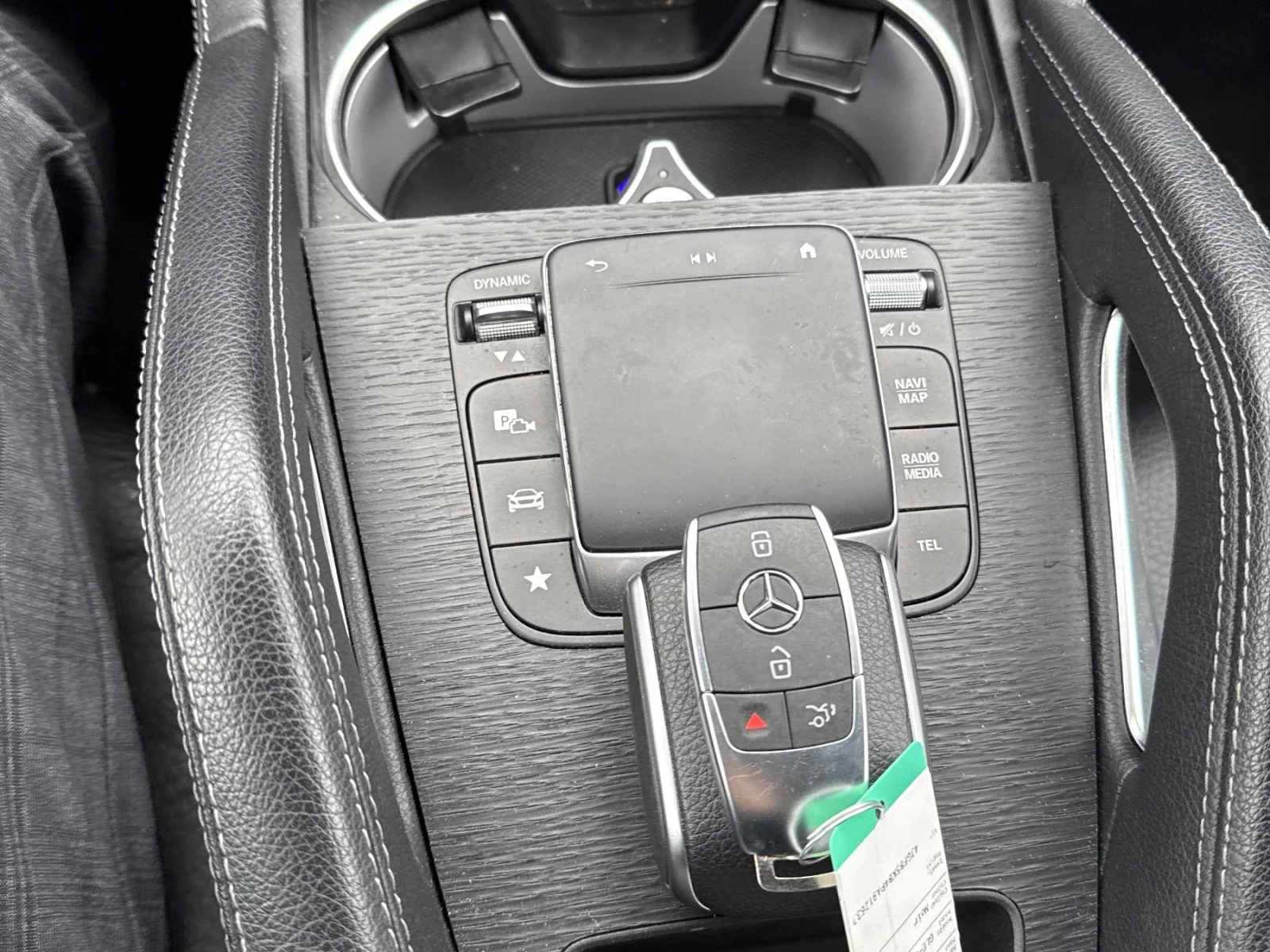 Mercedes-Benz GLE 450 ПОДГРЕВ * МАСАЖ * ОБДУХВАНЕ * BURMESTER * ПАНОРАМА, снимка 11 - Автомобили и джипове - 54207571