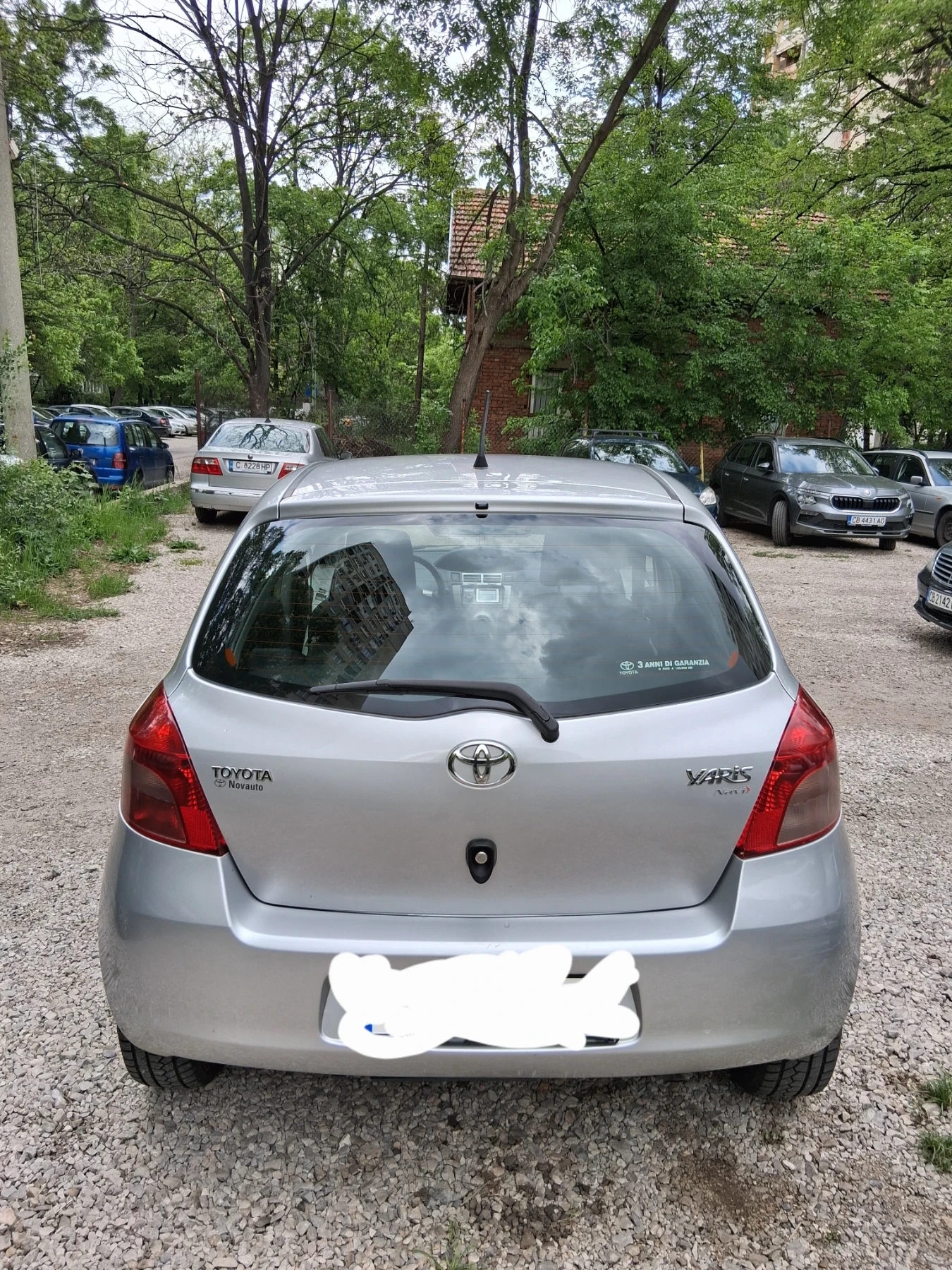 Toyota Yaris 1.3, снимка 2 - Автомобили и джипове - 54485418
