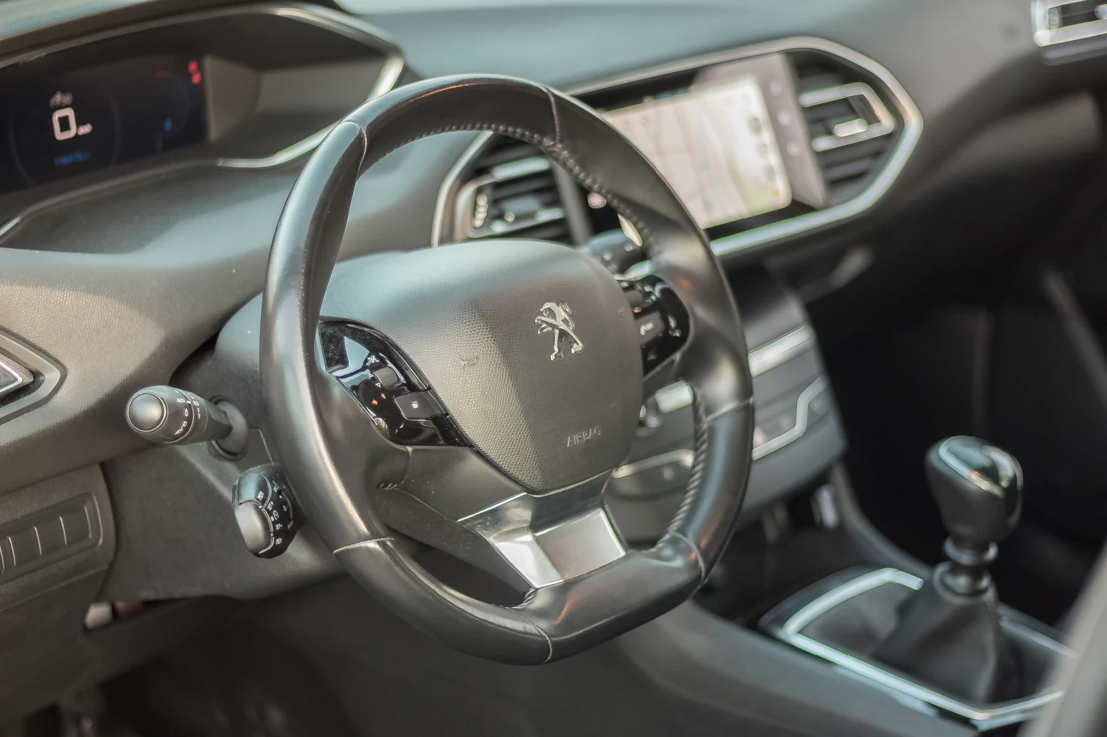 Peugeot 308 HDI 1.5 blu, снимка 10 - Автомобили и джипове - 54624768