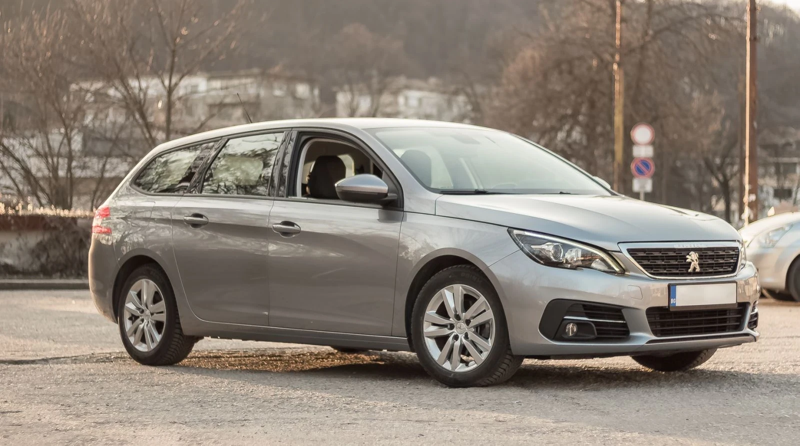 Peugeot 308 HDI 1.5 blu, снимка 2 - Автомобили и джипове - 54624768