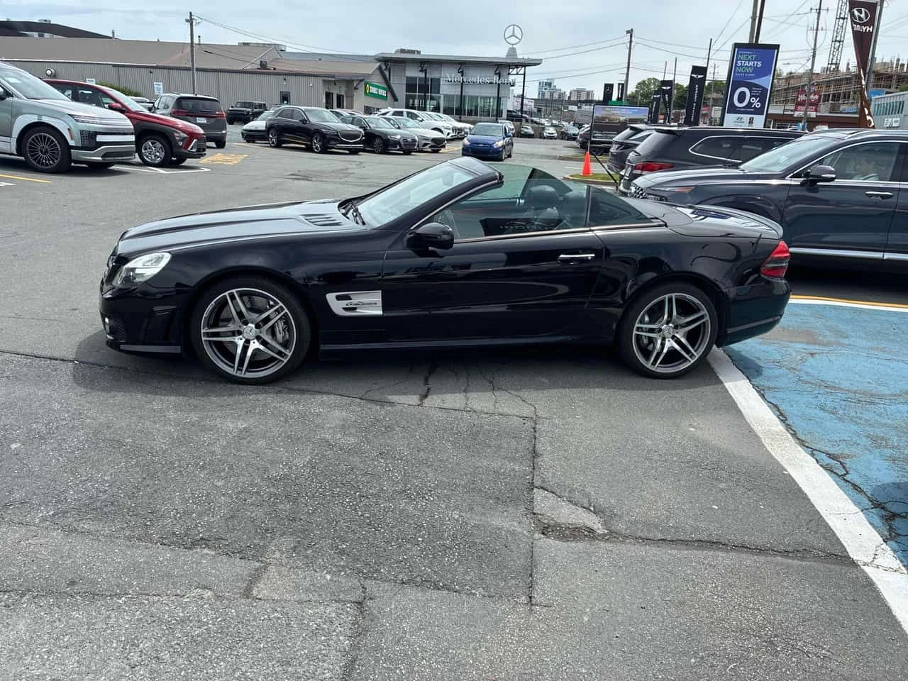 Mercedes-Benz SL 63 AMG * 6.2L * АВТОКРЕДИТ БЕЗ ПЪРВОНАЧАЛНА ВНОСКА, снимка 3 - Автомобили и джипове - 54975381