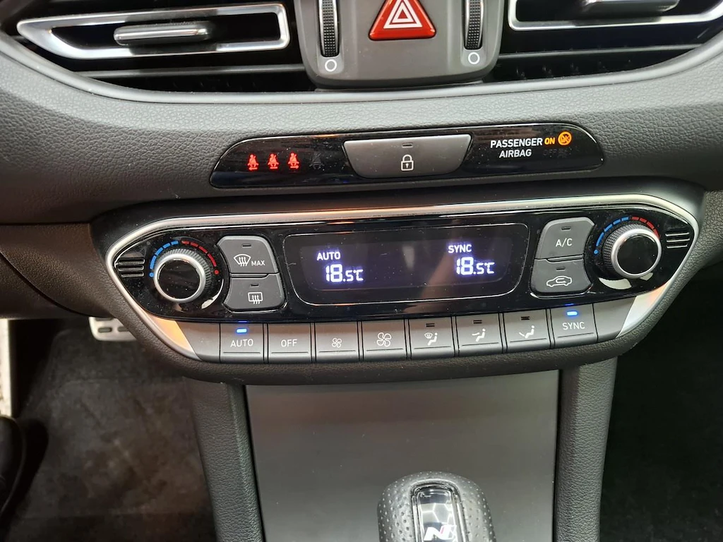 Hyundai I30 1.5 T-GDI/ MHEV/ N Line/ Sky/ 7DCT/ Очакван!, снимка 10 - Автомобили и джипове - 55413116