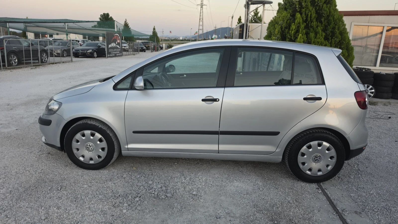 VW Golf Plus 1.9TDI.6скорости.180000км, снимка 7 - Автомобили и джипове - 55648056