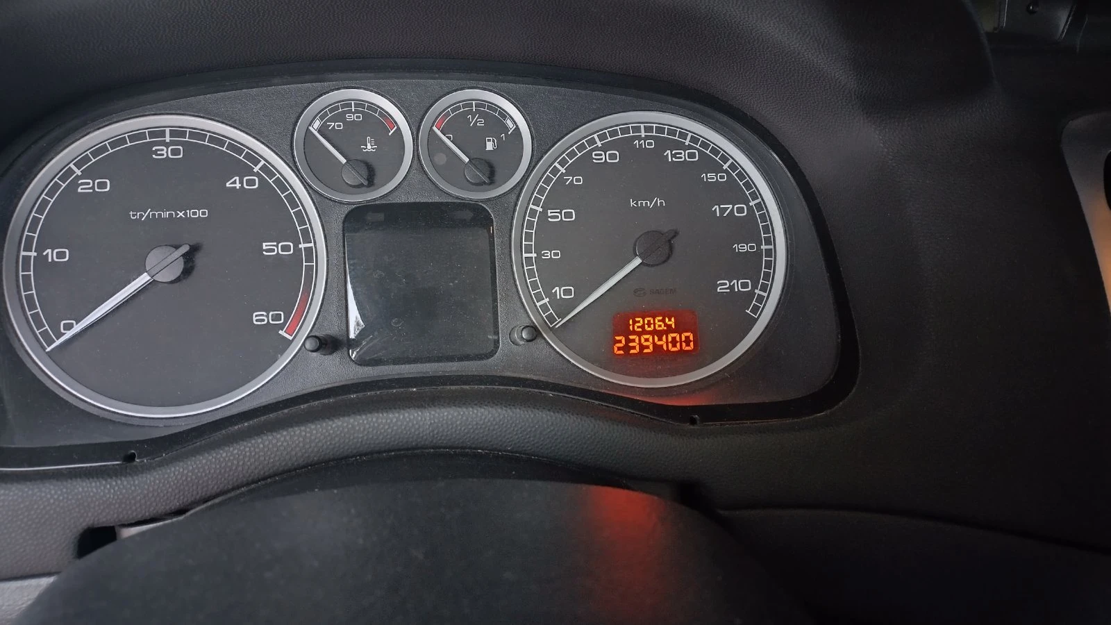 Peugeot 307 SW, снимка 9 - Автомобили и джипове - 55683003