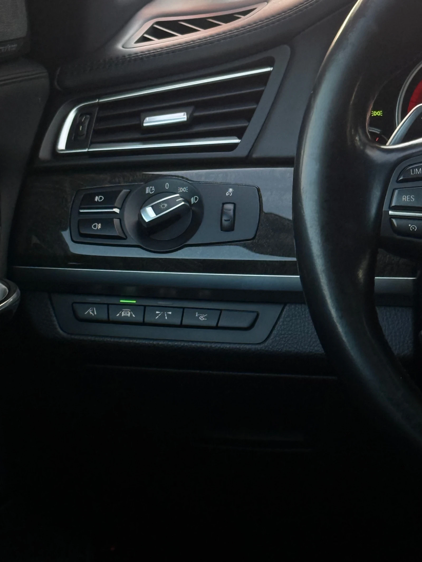 BMW 730 XDrive, TV, FULL, FACELIFT, ГАРАЖЕН АВТОМОБИЛ, снимка 9 - Автомобили и джипове - 55709510