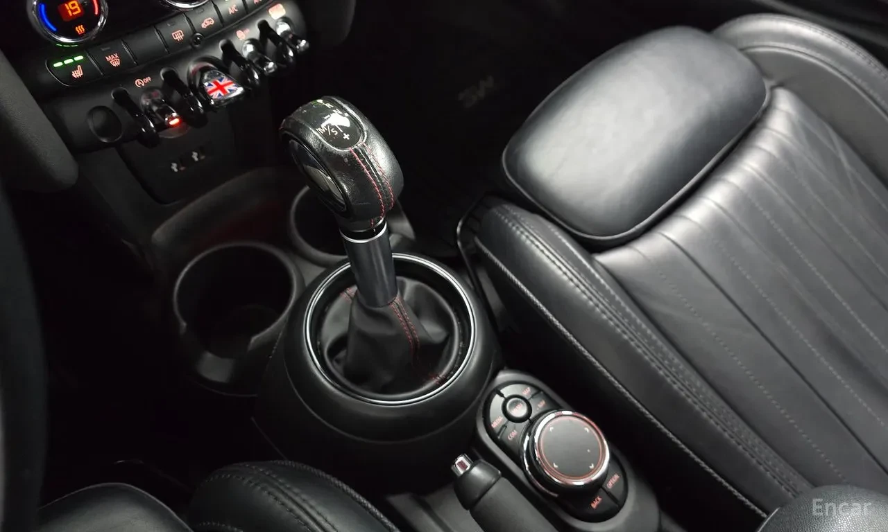Mini Cooper s JCW Delaney Edition F56* Подгрев* Камера* HeadUP, снимка 12 - Автомобили и джипове - 55754732