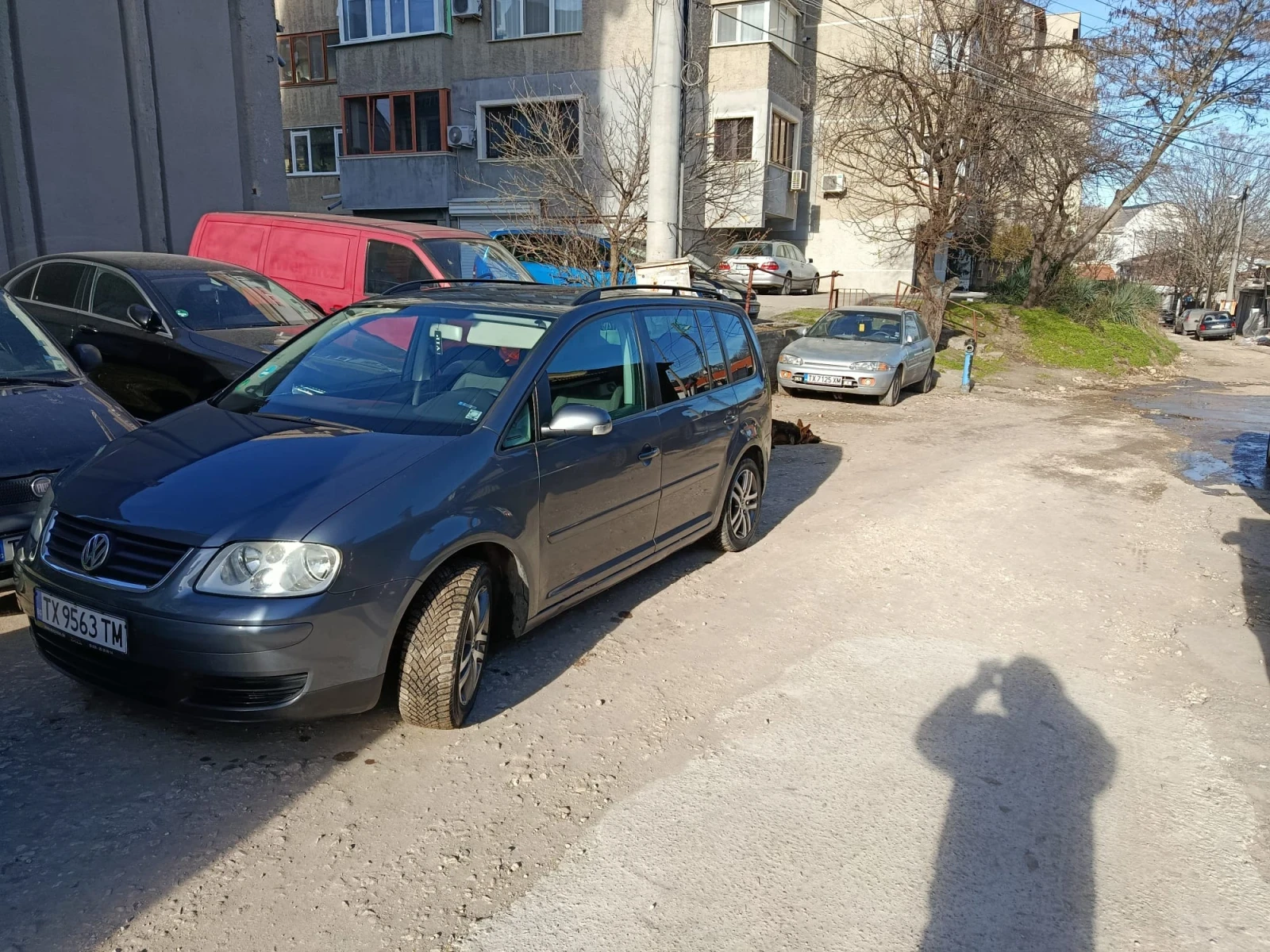 VW Touran, снимка 10 - Автомобили и джипове - 56061721