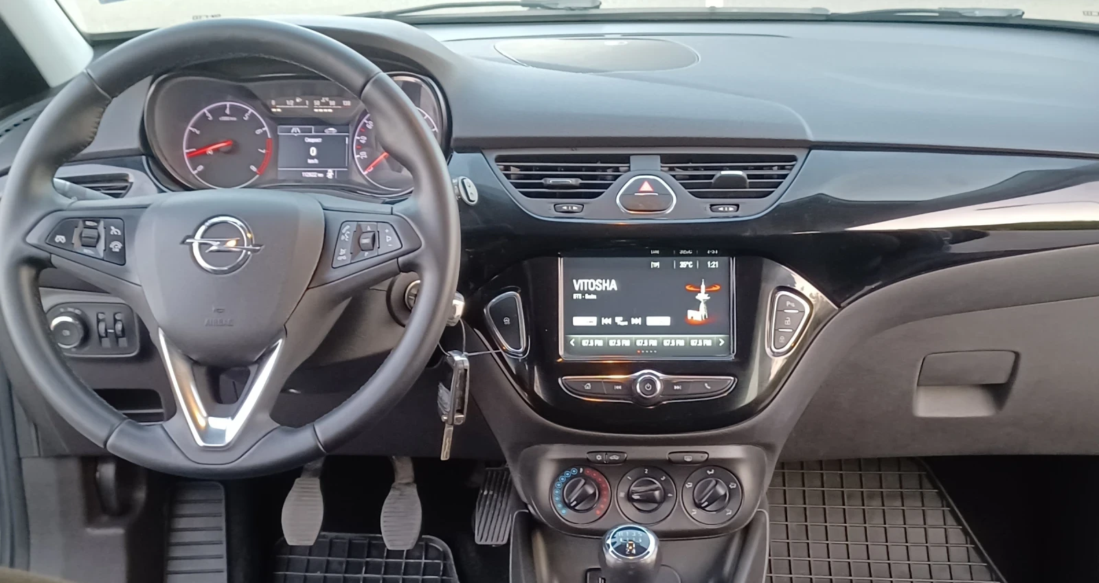 Opel Corsa 1.4 Бензин , снимка 7 - Автомобили и джипове - 56121473