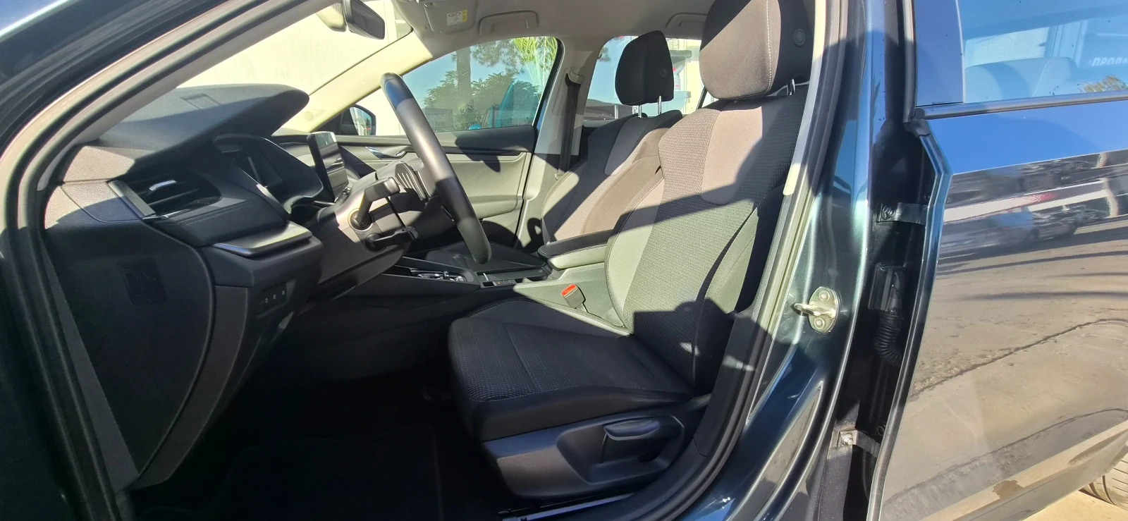 Skoda Octavia 2.0 TDI 7 DSG LED DIGITAL 150 к.с. 115 000км., снимка 8 - Автомобили и джипове - 56164612