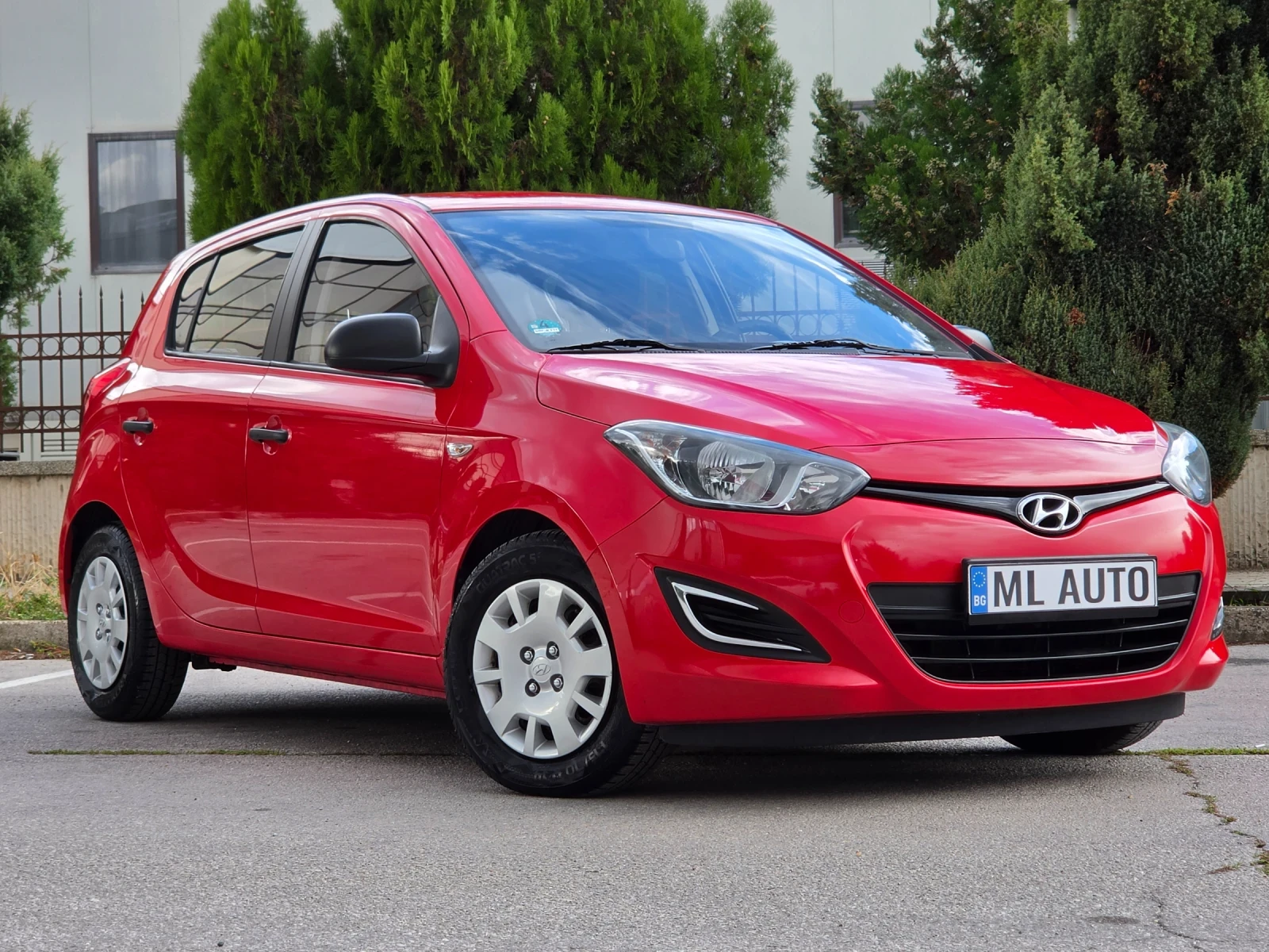 Hyundai I20 1.2i 85hp * КЛИМАТИК * EURO 5 * FACELIFT * , снимка 2 - Автомобили и джипове - 56201371