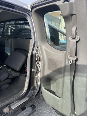 Обява за продажба на Nissan Navara Пикап ~13 500 EUR - изображение 5