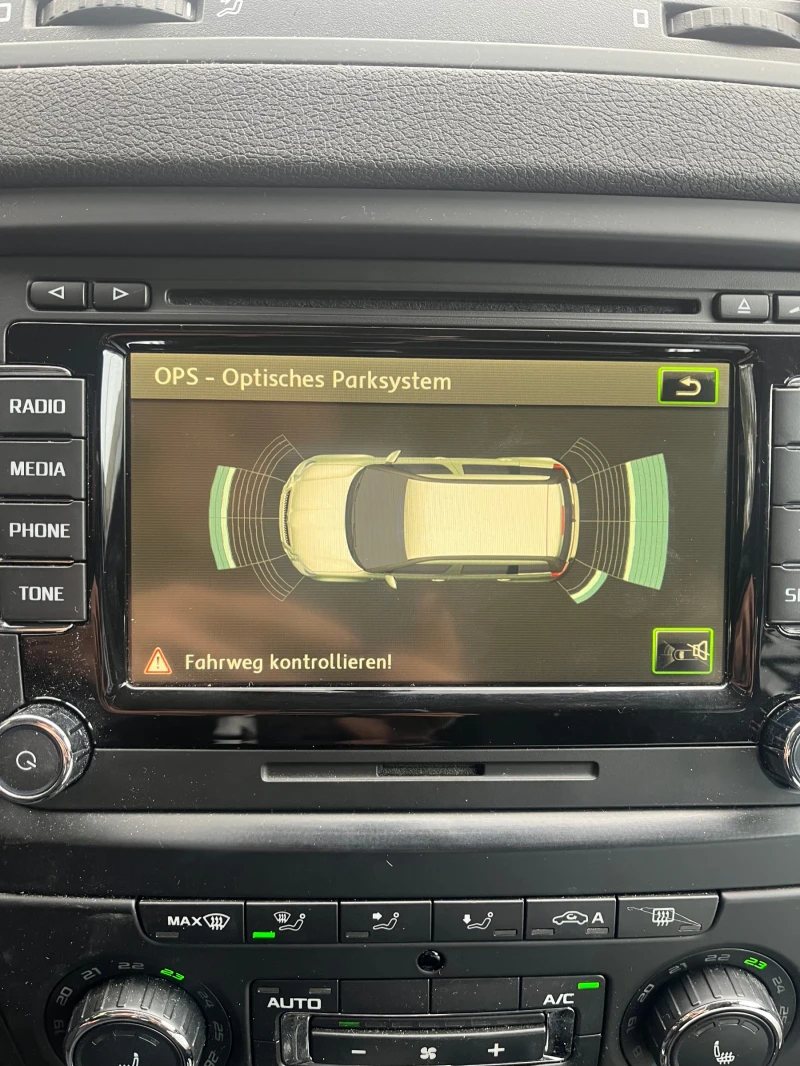 Skoda Yeti 4х4, снимка 4 - Автомобили и джипове - 52321499