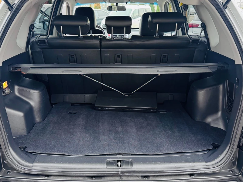 Hyundai Tucson 2.0CRDI AUTOMATIC, снимка 13 - Автомобили и джипове - 52709076