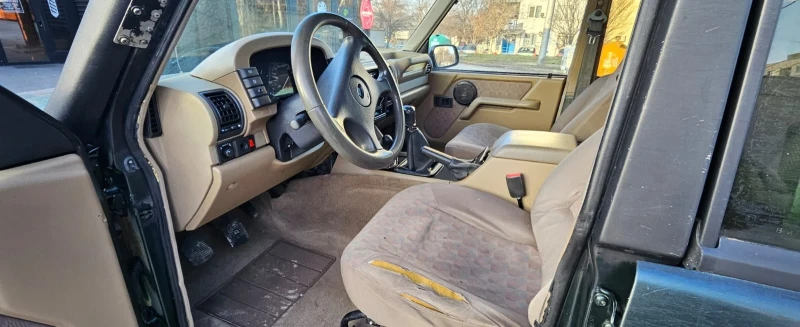 Land Rover Discovery 2.5 TD, снимка 9 - Автомобили и джипове - 53585787