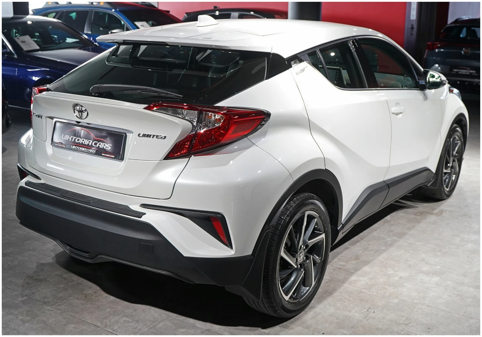 Toyota C-HR Limited* XLE - изображение 6