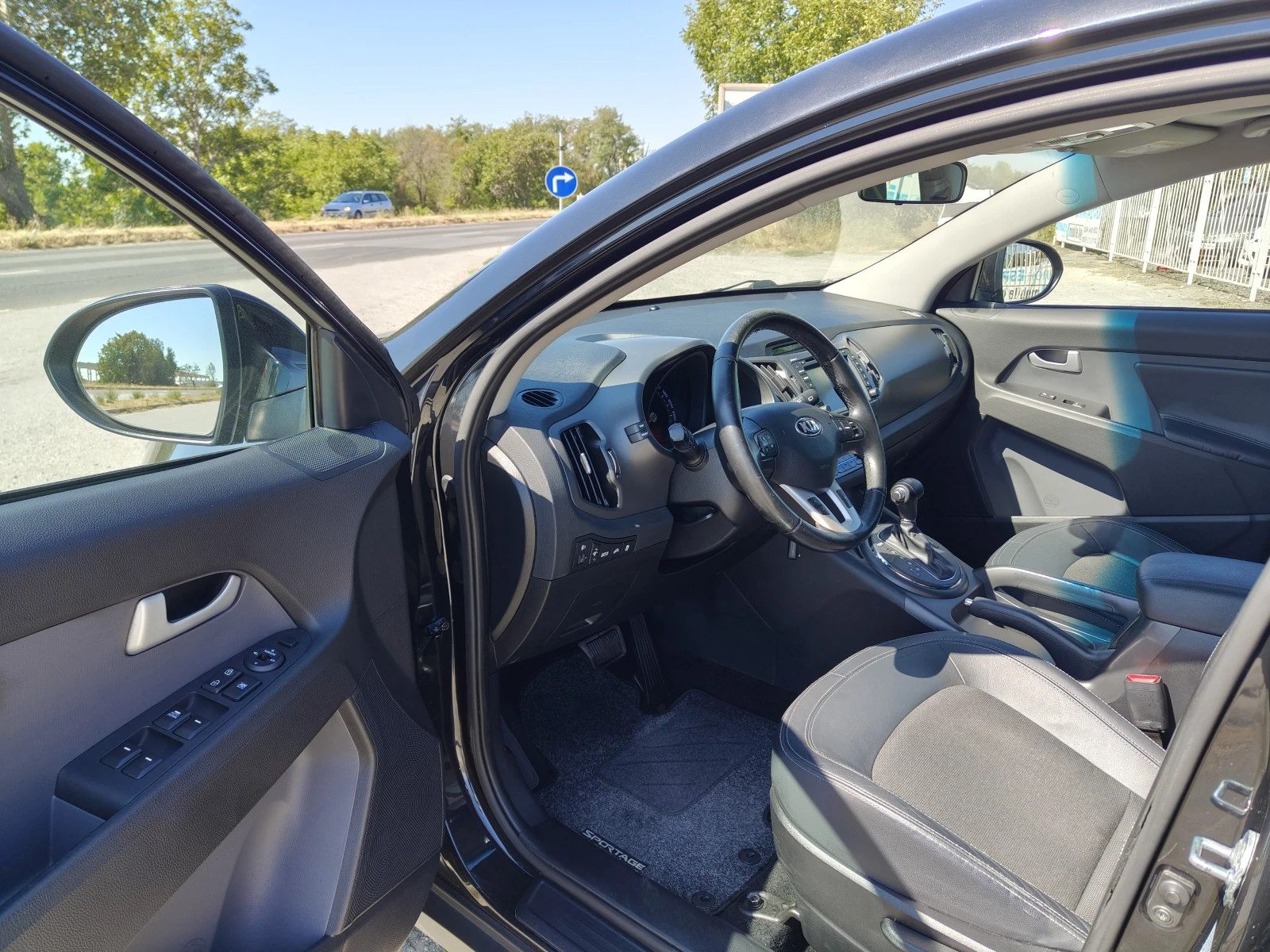 Kia Sportage 2.0 CRDI 184кс 4x4 НАВИ АВТОМАТ ПАНОРАМА 135300км  - изображение 9
