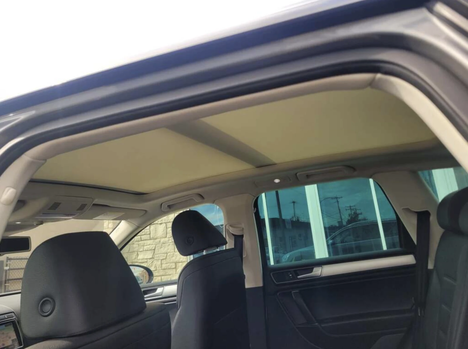 VW Touareg V6 Sportline/Bluetooth/Sunroof/Navigation - изображение 6