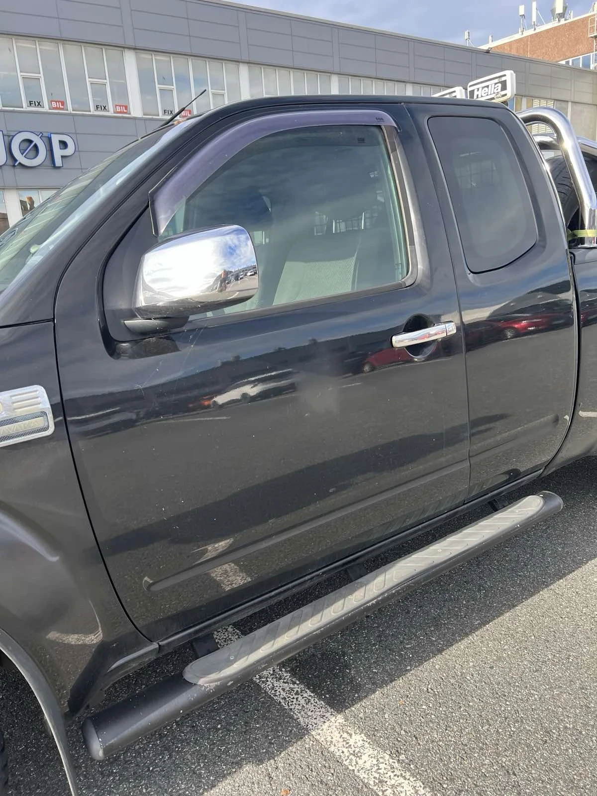 Nissan Navara Пикап - изображение 2