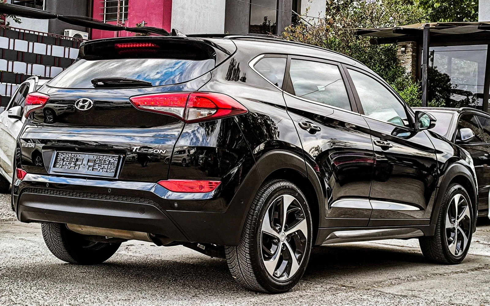 Hyundai Tucson 1.6DGIT PREMIUM ПАНОРАМА КОЖА КАМЕРА АВТОМАТ - изображение 5