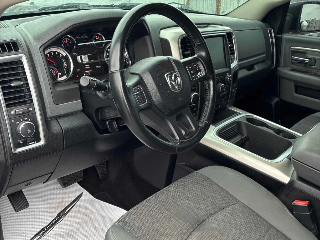 Dodge RAM 1500 * BIG HORN * CARFAX * БЕЗ ПЪРВОНАЧАЛНА ВНОСКА - изображение 6