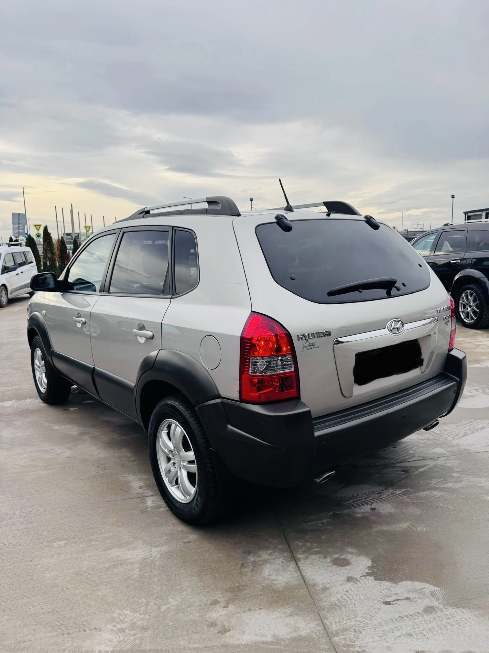 Hyundai Tucson 2.0CRDI AUTOMATIC - изображение 7