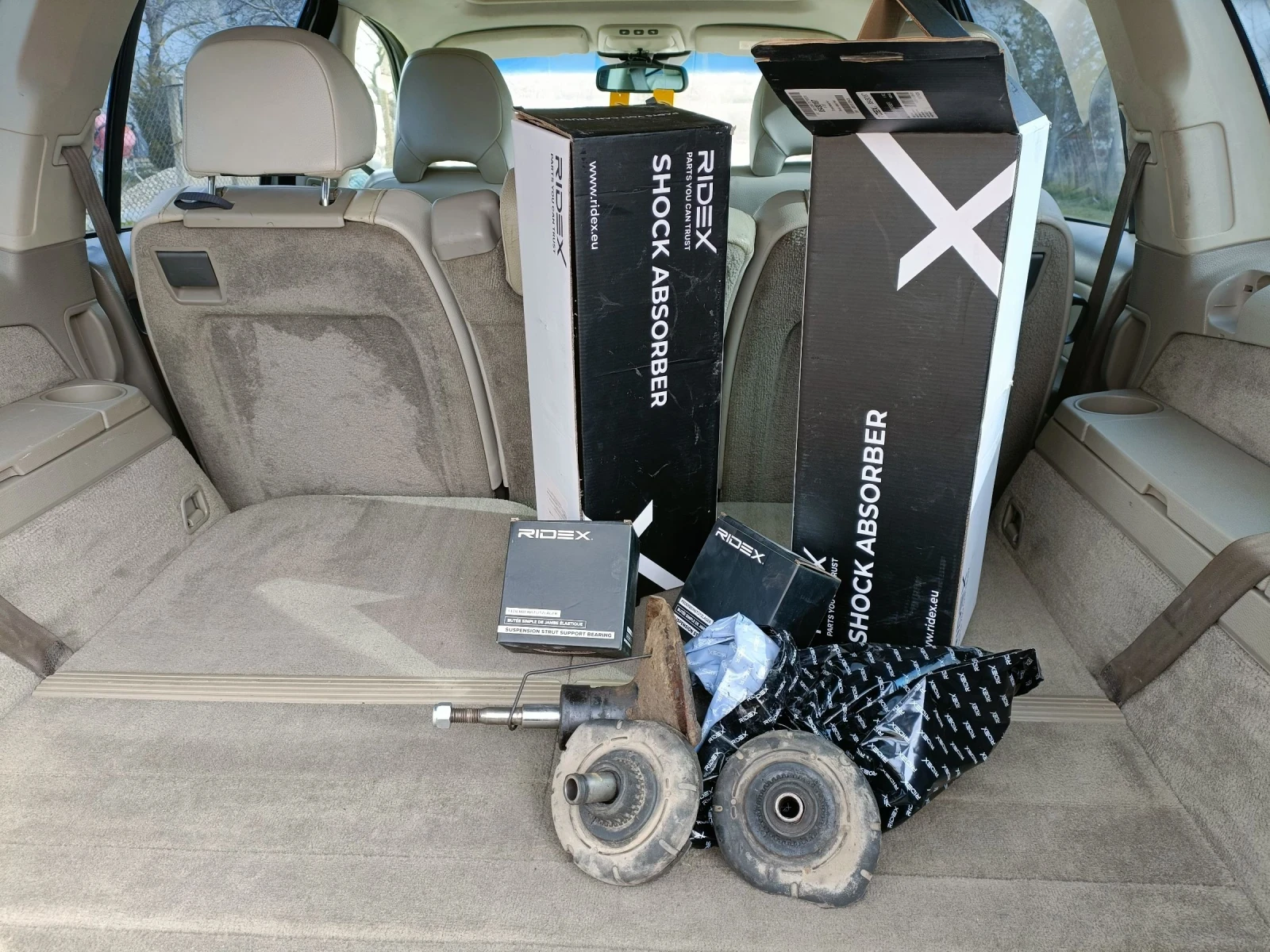 Volvo Xc90 2.9 Т6 AWD, снимка 13 - Автомобили и джипове - 53757217