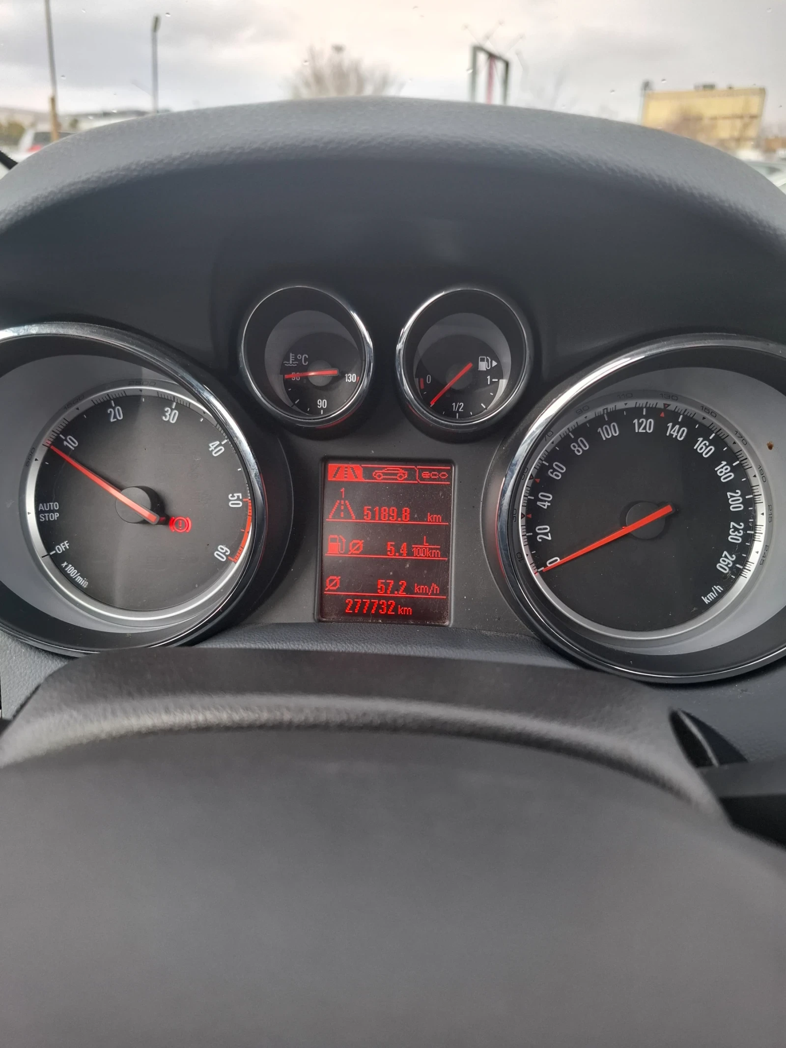 Opel Mokka, снимка 10 - Автомобили и джипове - 53864513