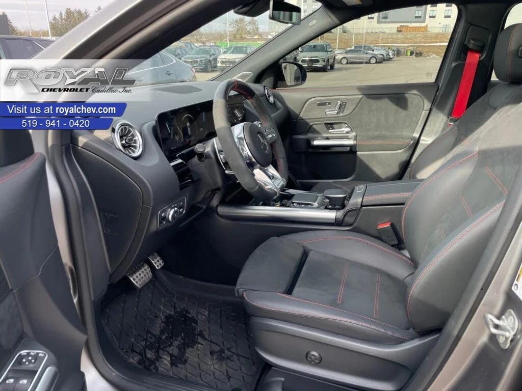 Mercedes-Benz GLA * AMG Line * HeadUp * * AвтоКредит* (ЦЕНА ДО БГ), снимка 9 - Автомобили и джипове - 53987517