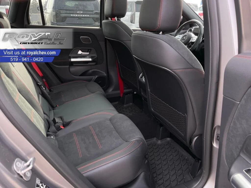 Mercedes-Benz GLA * AMG Line * HeadUp * * AвтоКредит* (ЦЕНА ДО БГ), снимка 16 - Автомобили и джипове - 53987517