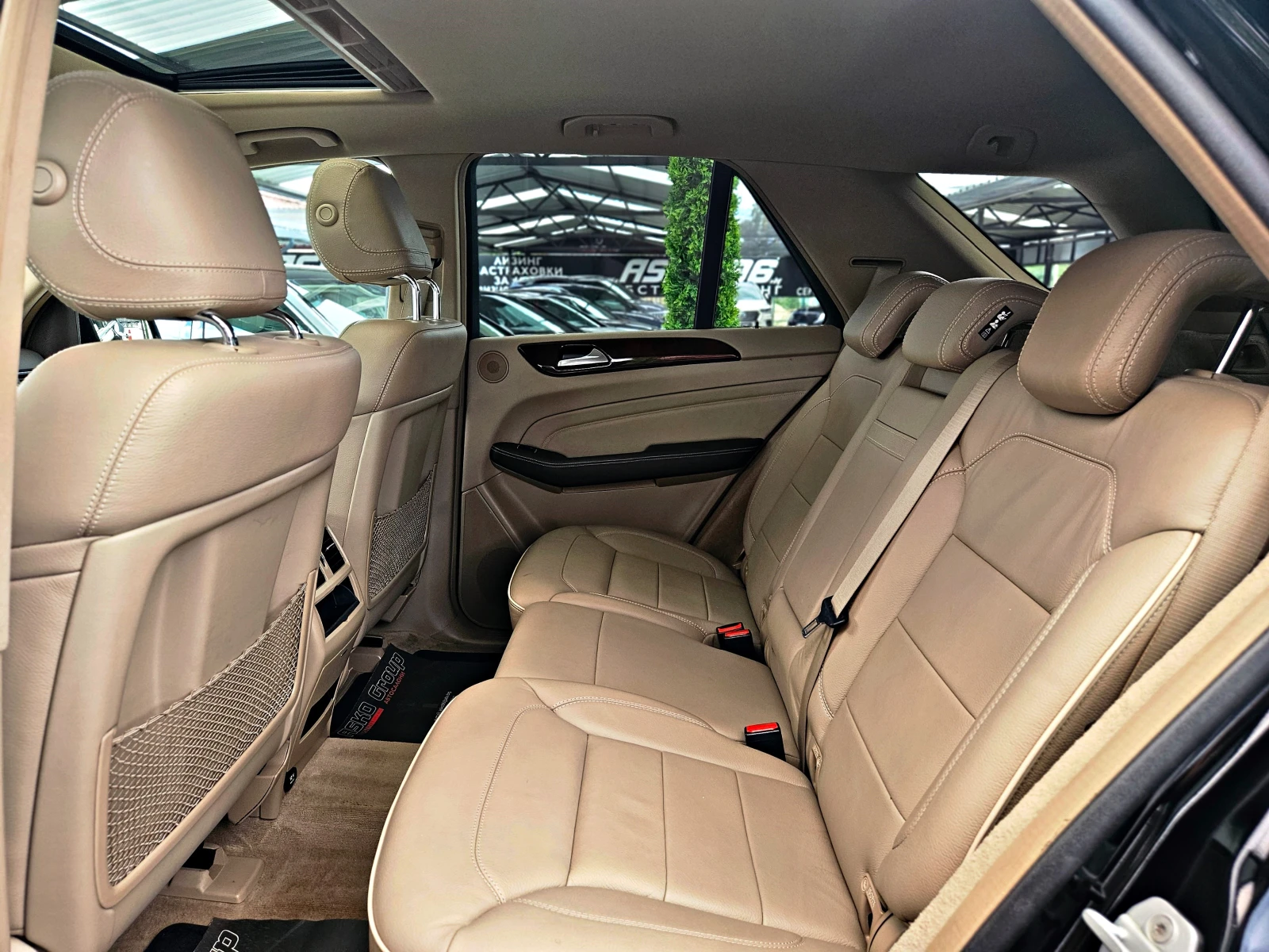 Mercedes-Benz ML 350 AMG/GERMANY/AIRMATIC/ПОДГРЕВ/ЕЛ.ТЕГЛИЧ/ШИБЕДАХ/LIZ, снимка 16 - Автомобили и джипове - 54520032