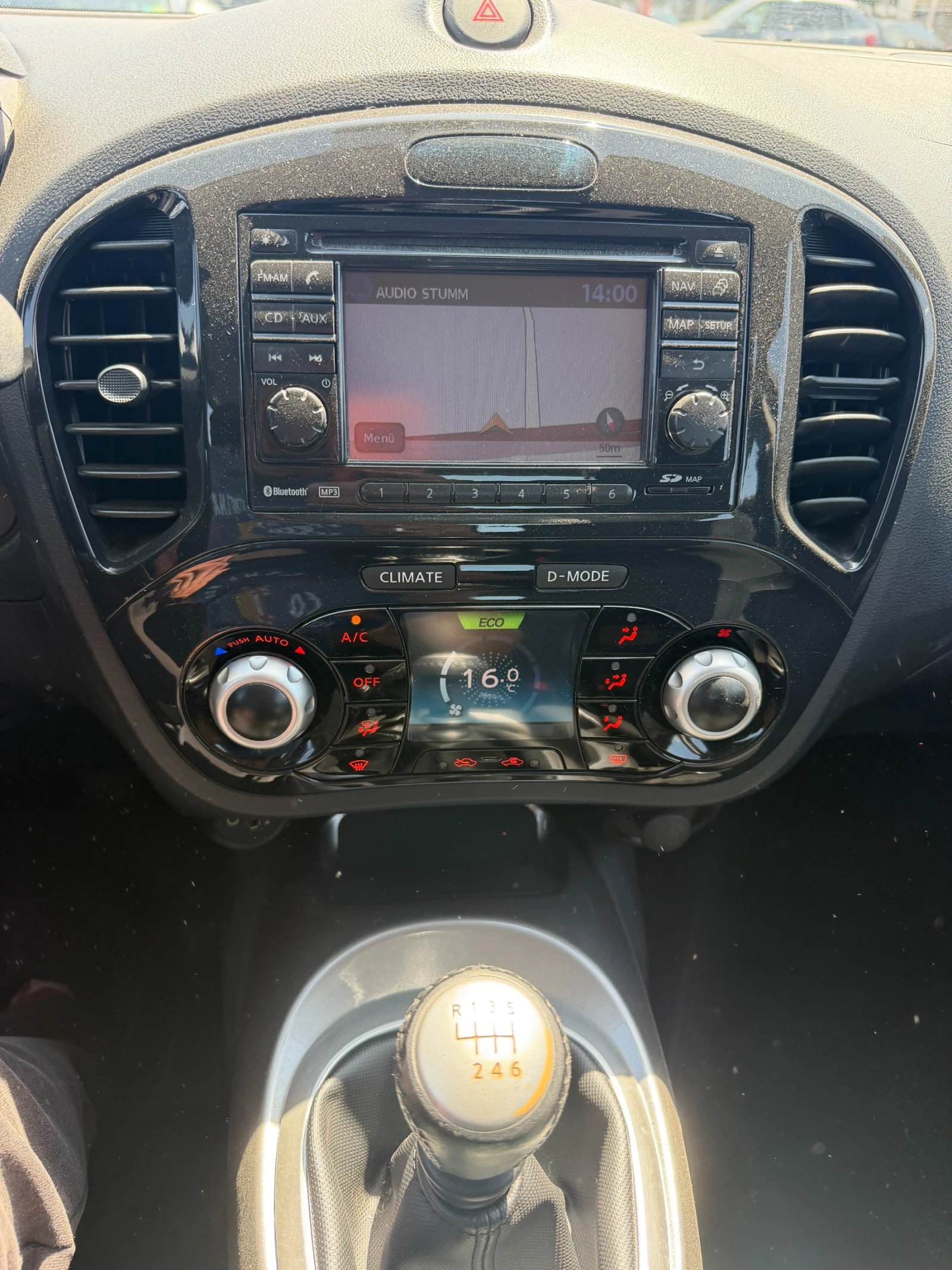 Nissan Juke 1.5DCI NAVI/KAMERA EURO 5, снимка 12 - Автомобили и джипове - 55091204