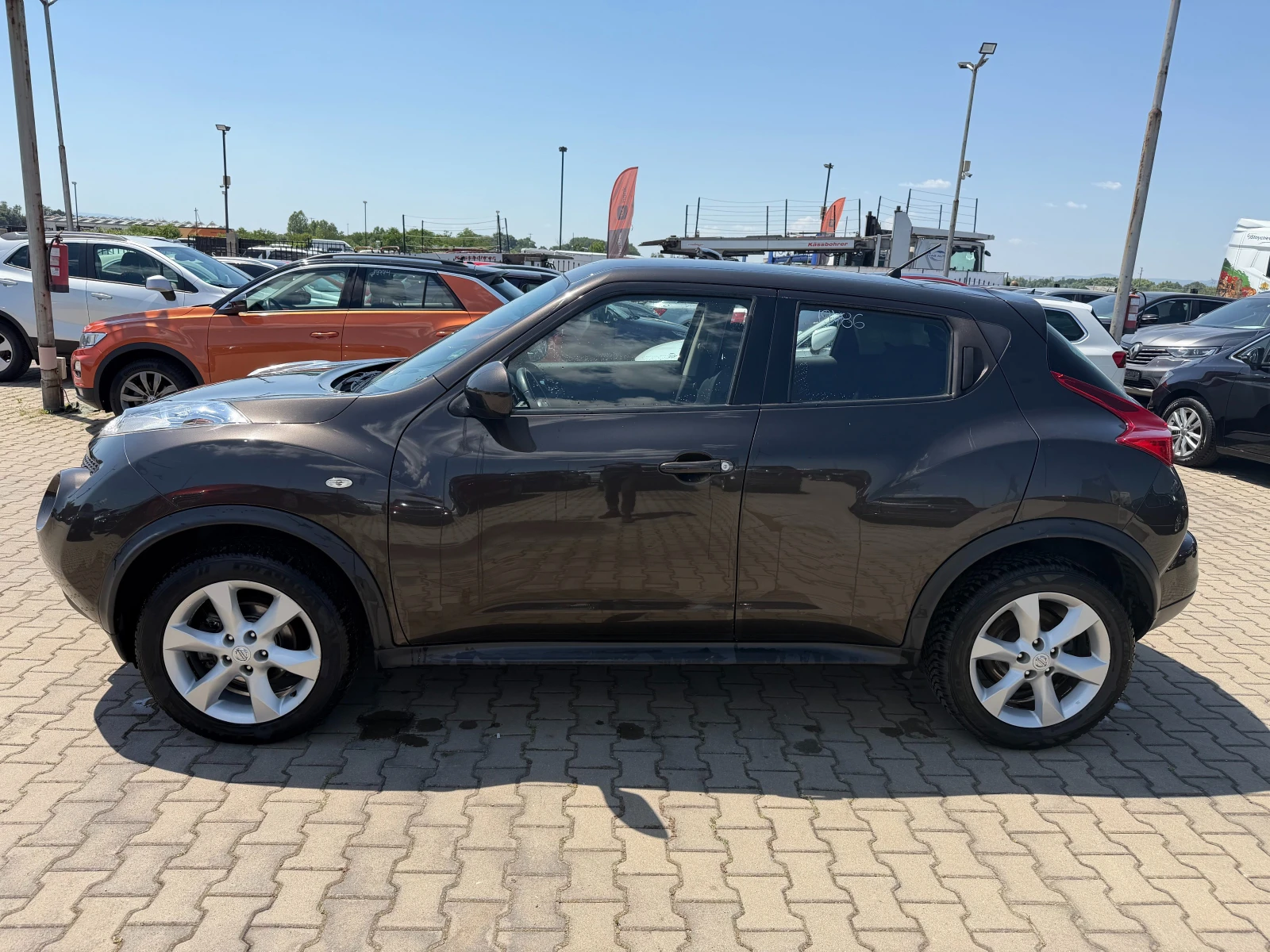 Nissan Juke 1.5DCI NAVI/KAMERA EURO 5, снимка 9 - Автомобили и джипове - 55091204