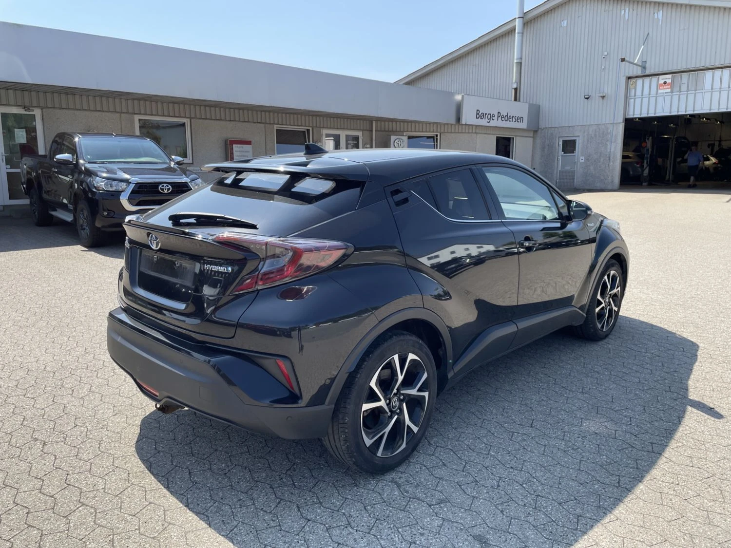 Toyota C-HR 1.8 ������ | Mobile.bg � ����������� 2