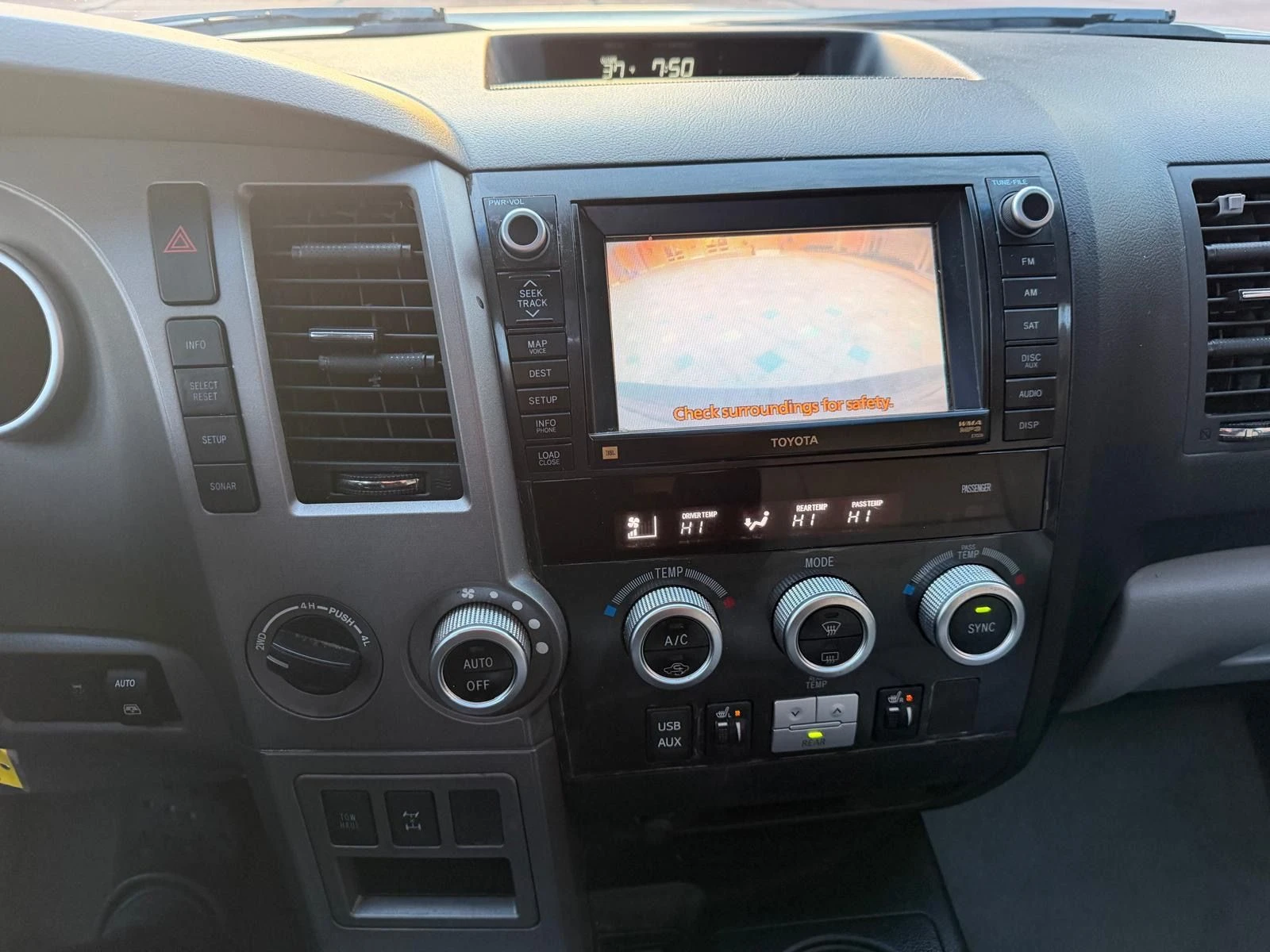 Toyota Sequoia 5.7* V8* LIMITED* �������* ������* JBL*  | Mobile.bg � ����������� 9