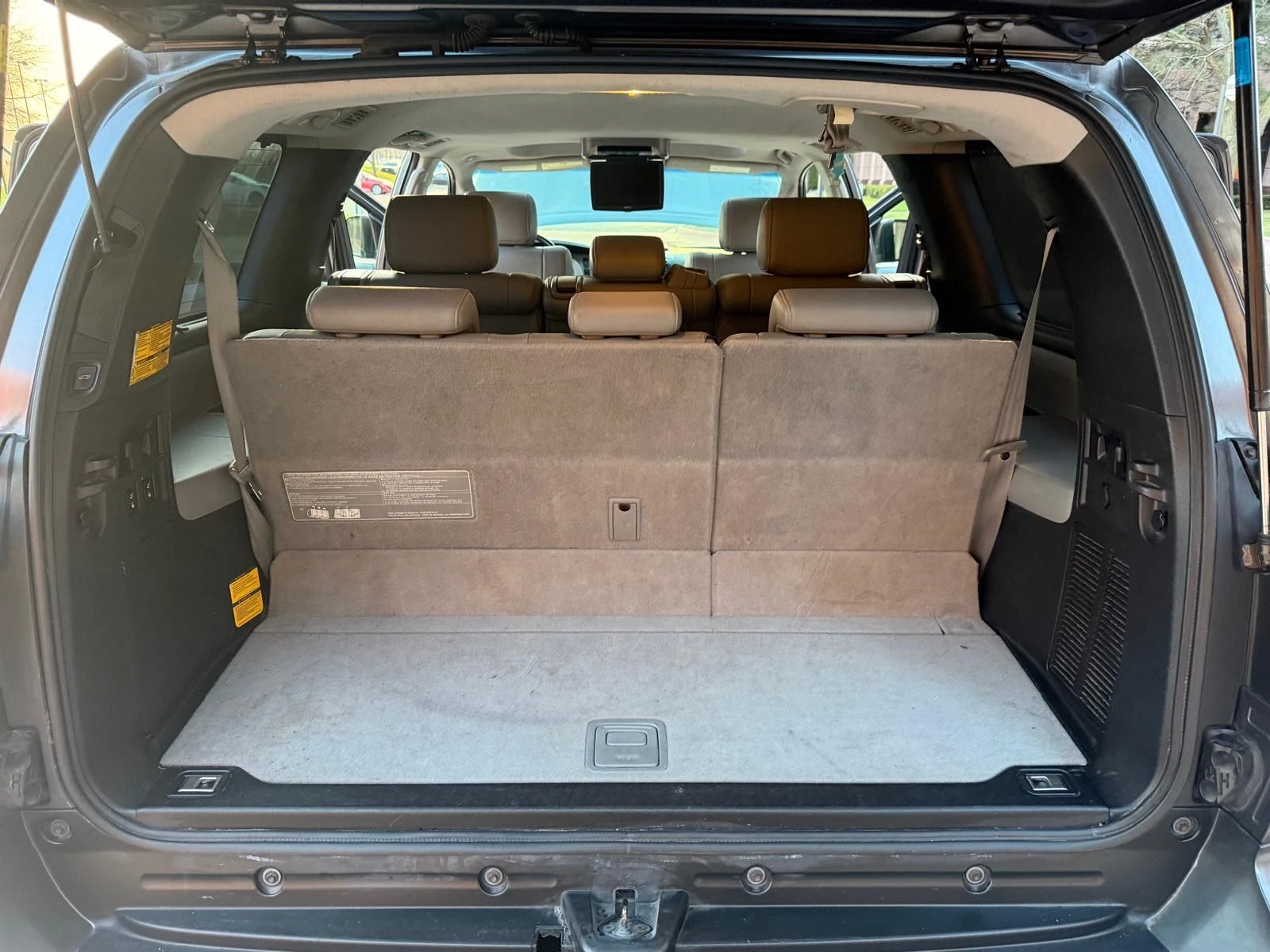 Toyota Sequoia 5.7* V8* LIMITED* �������* ������* JBL*  | Mobile.bg � ����������� 17
