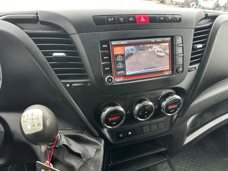 Iveco Daily XXL35-170!3.0!УНИКАТ!ДВ.ГУМА!ДО3.5Т!, снимка 15 - Бусове и автобуси - 51923343