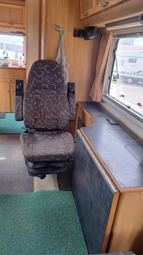 Кемпер HYMER / ERIBA B584, снимка 14