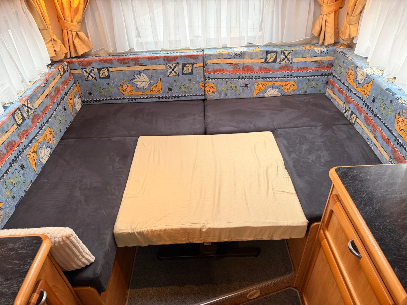 ������ Frankia A6000 | Mobile.bg � ����������� 16