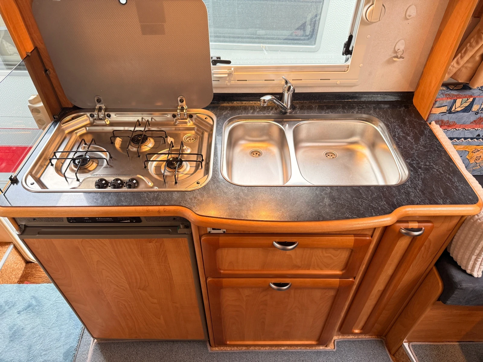 ������ Frankia A6000 | Mobile.bg � ����������� 12
