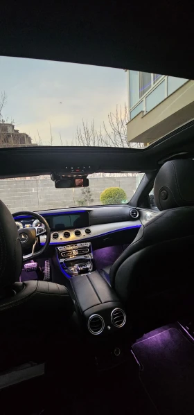Mercedes-Benz E 220, снимка 8