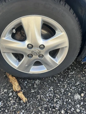 Toyota Yaris 1. 4 D-4D, 90 НА ЧАСТИ, снимка 10