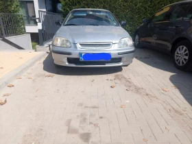 Honda Civic 1.5 vtec-e, снимка 1