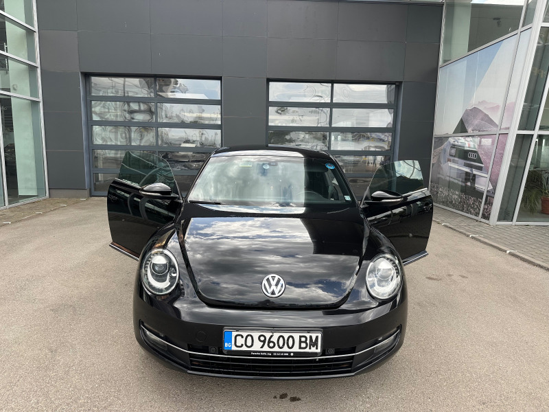 VW New beetle, снимка 1 - Автомобили и джипове - 46218318