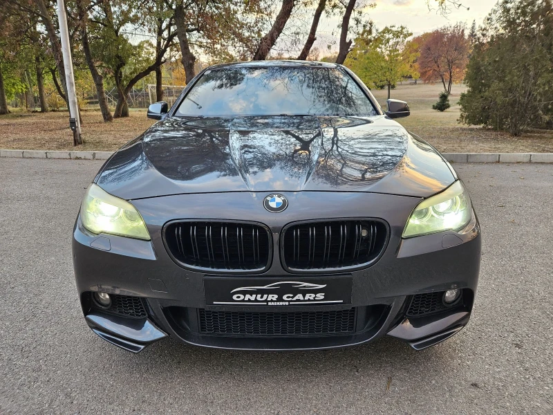 BMW 530 D Xdrive M /ПОДГРЕВ/AMBIENT LIGHT/KEYLESS GO/FULL, снимка 2 - Автомобили и джипове - 48105894