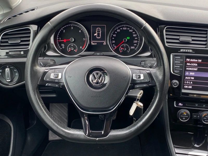 VW Golf 2.0TDI-AUTOMAT-LED-NAVI-PDC-136000km!EURO5В-2013г, снимка 9 - Автомобили и джипове - 48593754